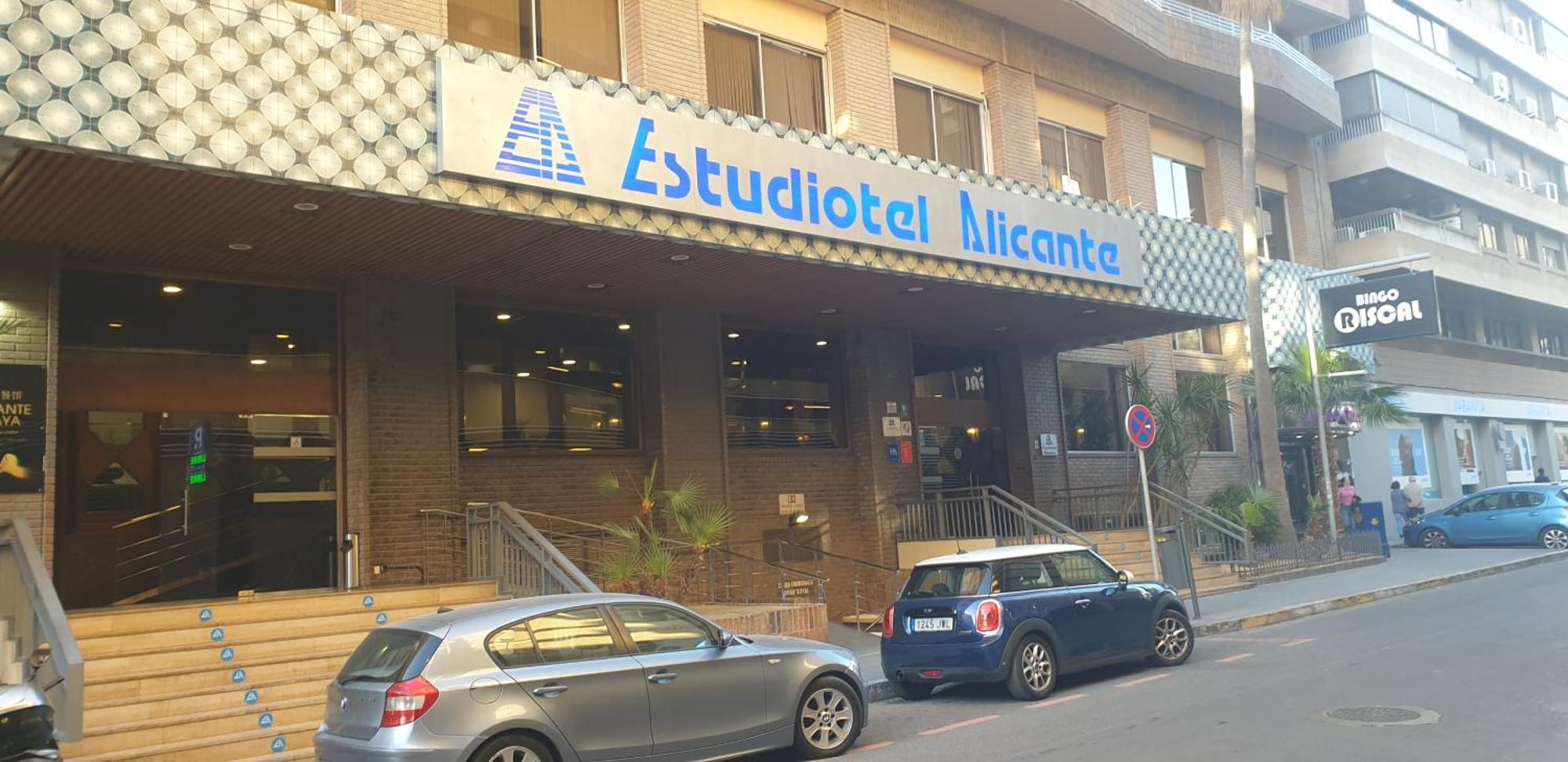 Estudiotel 95 Centro Alicante Exterior foto